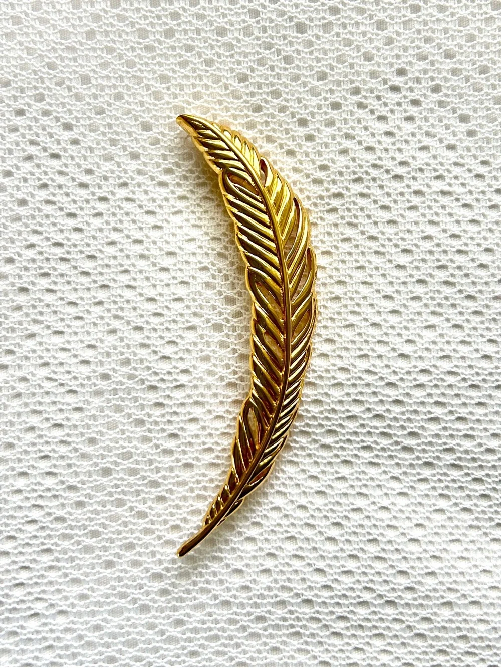 Vintage Monet Goldtone Feather Brooch • 1980s Filigree Pin